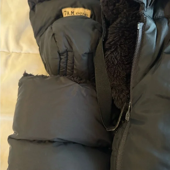 7 A.M. Enfant Black Plush Pod with matching Stroller Muffs - Picture 3 of 3